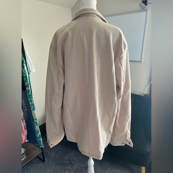 Soft Shacket - Picture 3 of 3